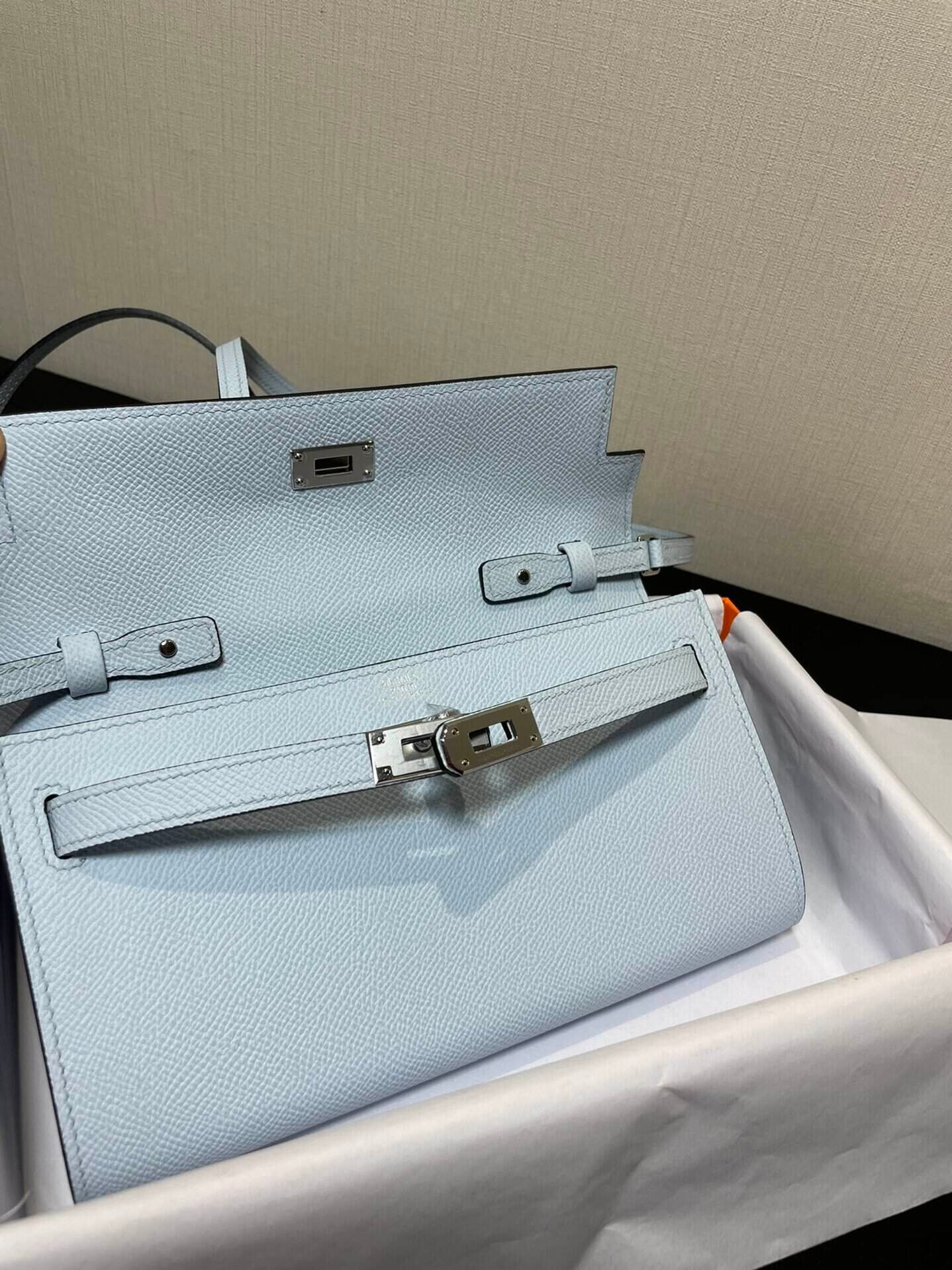 Hermes Kelly Crossbody Bag - Haze Blue 27718 | Sandra Bags - Image 3