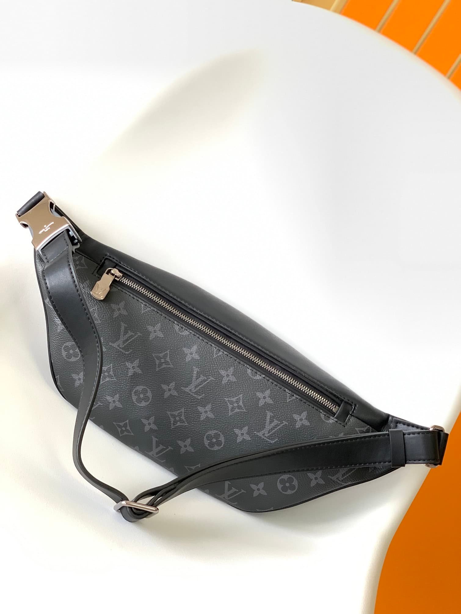 Louis Vuitton Monogram Discovery Waist Bag - Gray 15005 | Sandra Bags - Image 4