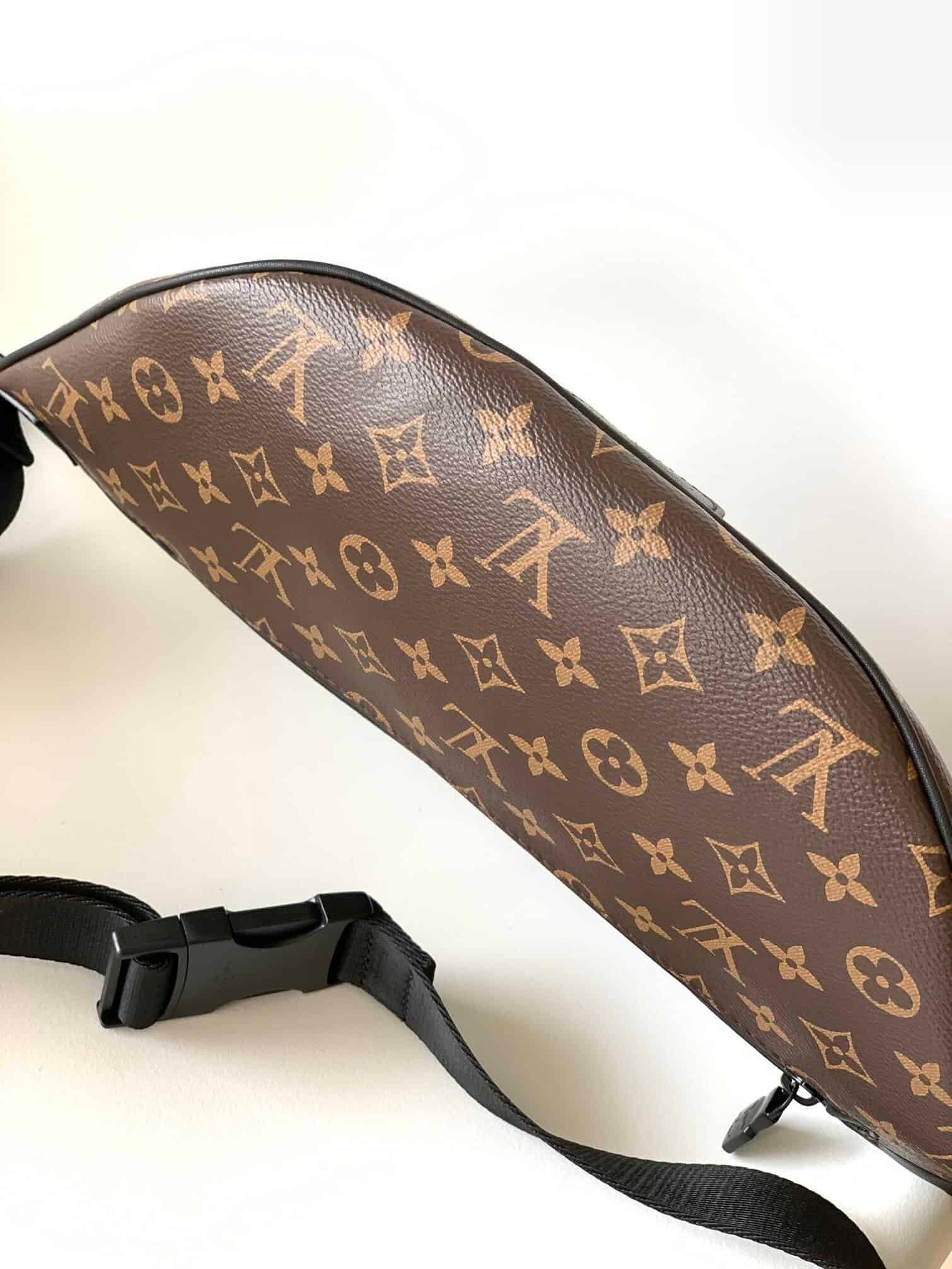Louis Vuitton Monogram Discovery Waist Bag - Brown 92329 | Sandra Bags - Image 3