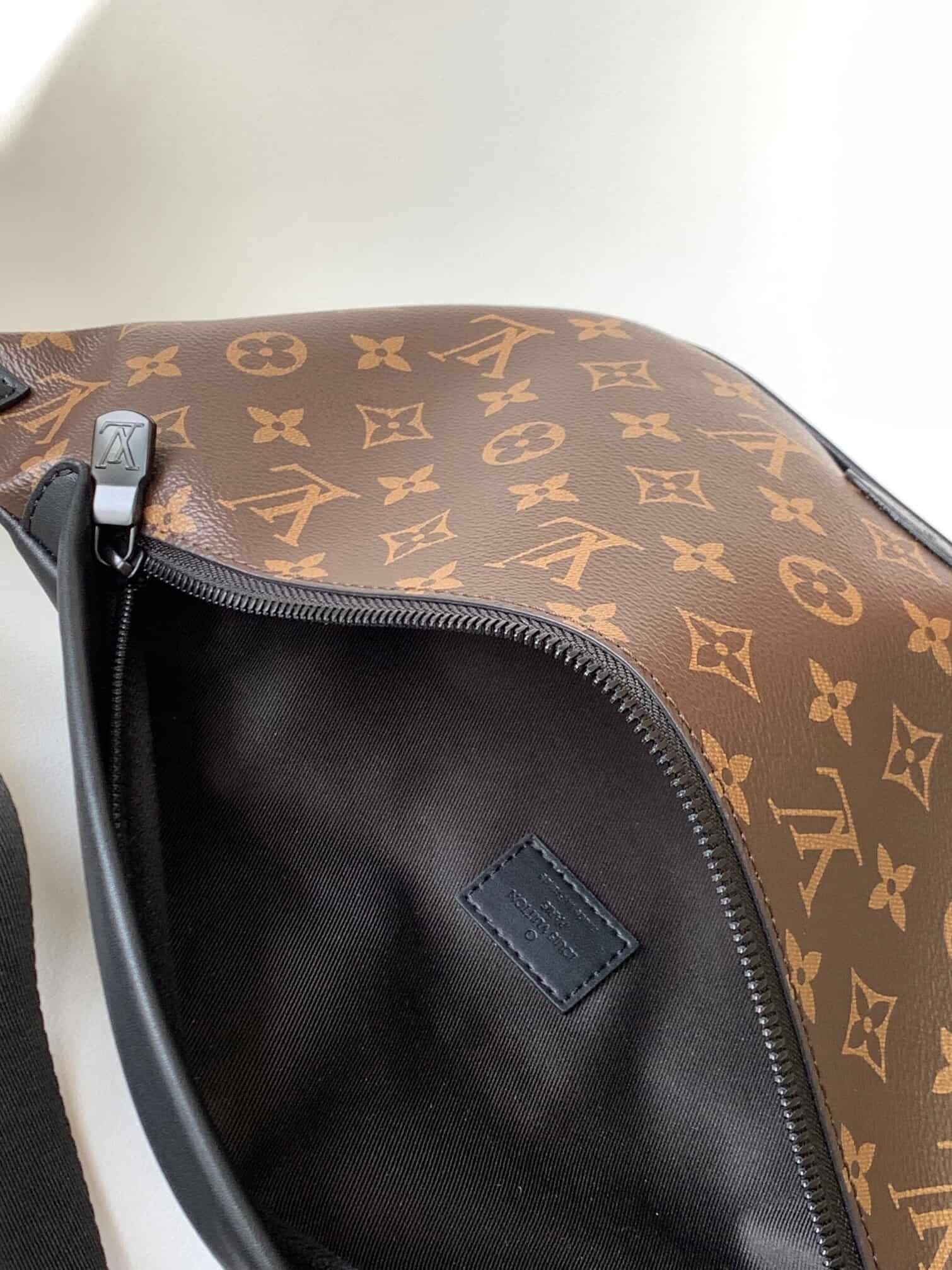 Louis Vuitton Monogram Discovery Waist Bag - Brown 92329 | Sandra Bags - Image 2