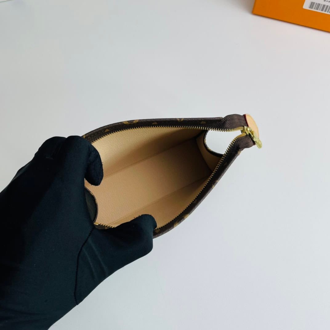 Louis Vuitton Toiletry bag Monogram Canvas Vanity Case 80167 | Sandra Bags - Image 2