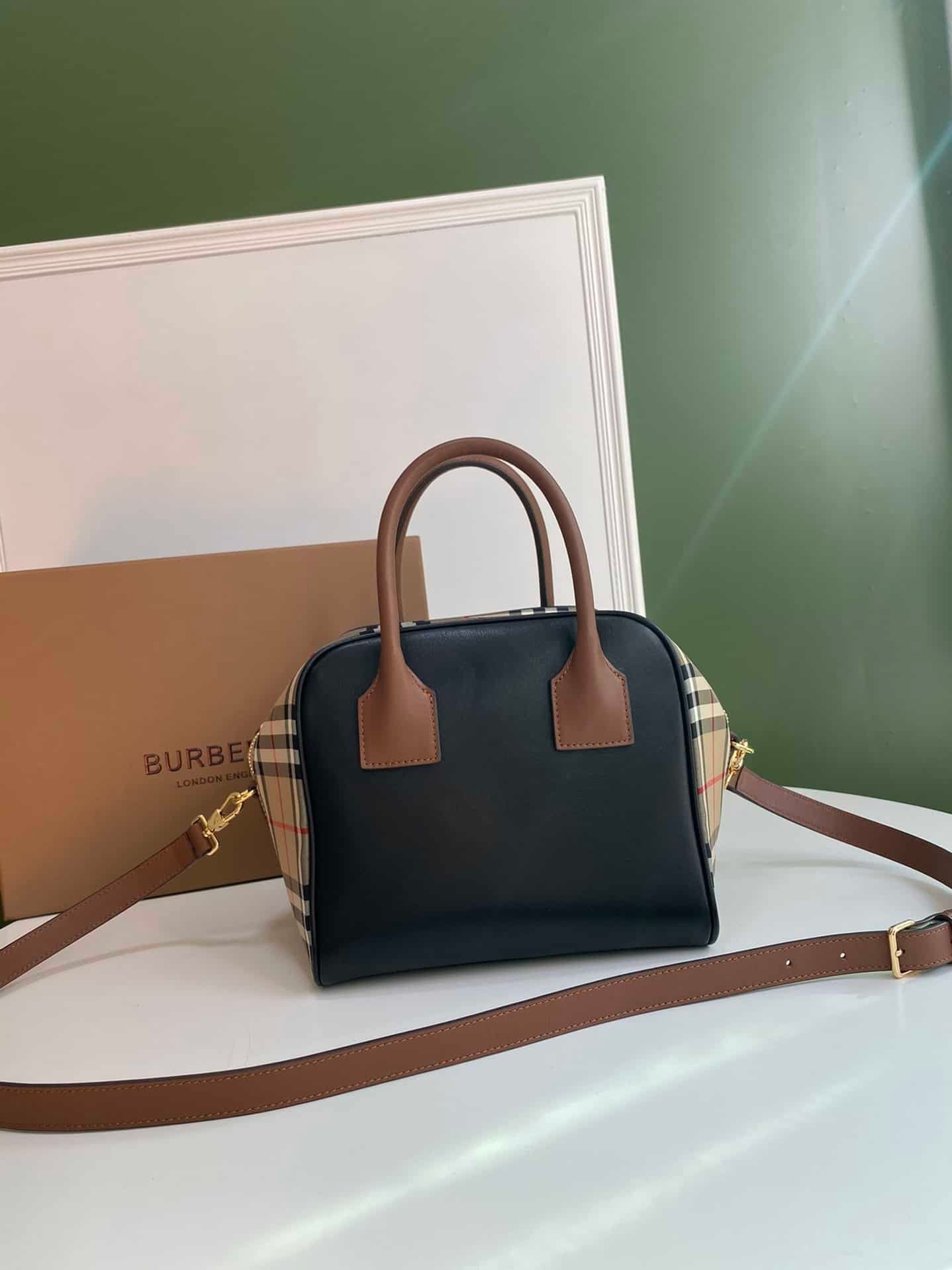 Burberry Cube - Cubic HandBag - Black 86163 | Sandra Bags - Image 5