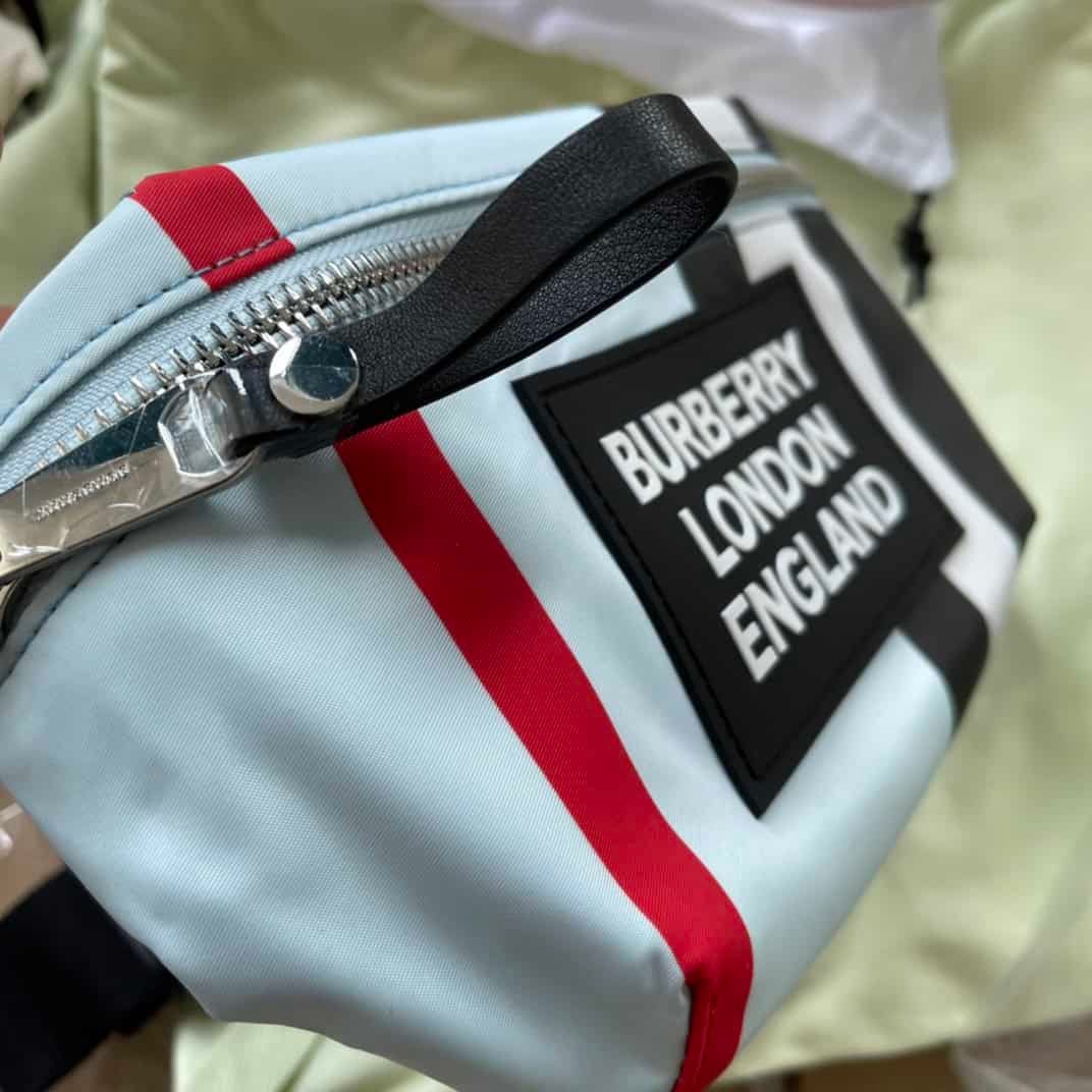 Burberry Bur Chest Bag - Light Blue 53707 | Sandra Bags - Image 5