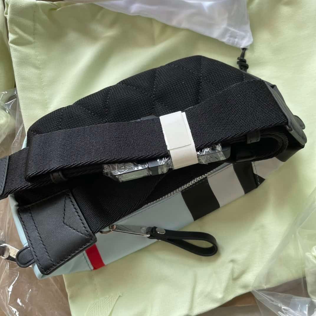 Burberry Bur Chest Bag - Light Blue 53707 | Sandra Bags - Image 3