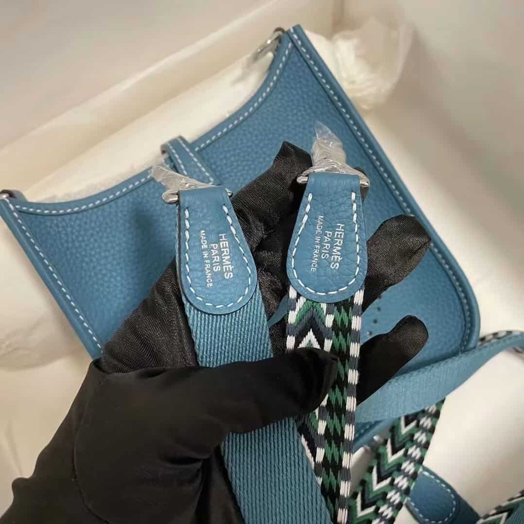 Hermes Evelyne Hollow H Letter Handbag - Blue 99155 | Sandra Bags - Image 4