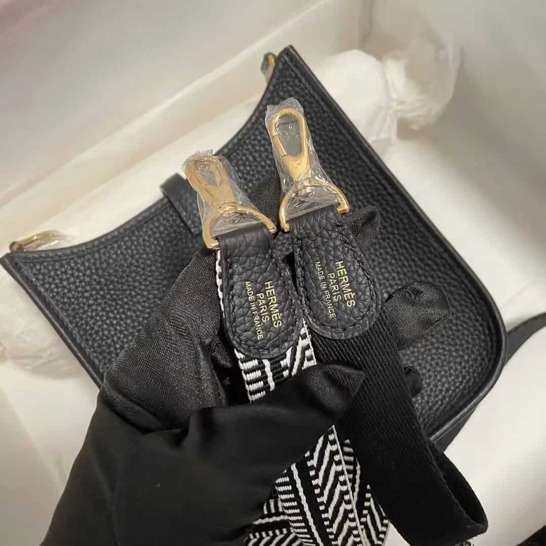 Hermes Evelyne Hollow H Letter Handbag - Black 89996 | Sandra Bags - Image 4