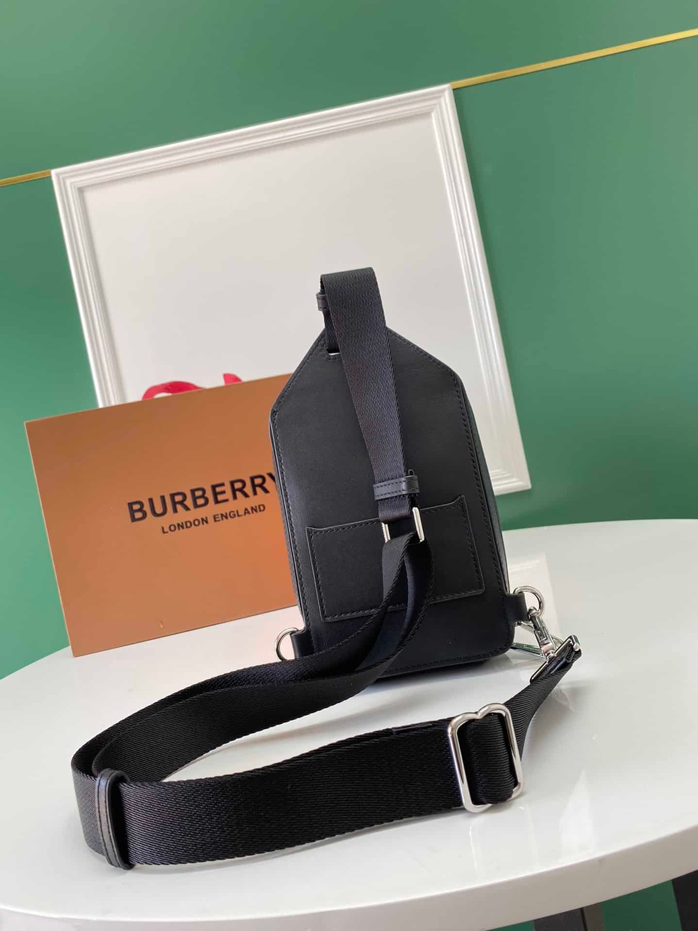 Burberry TB Lock Crossbody Bag - Black 30237 | Sandra Bags - Image 5