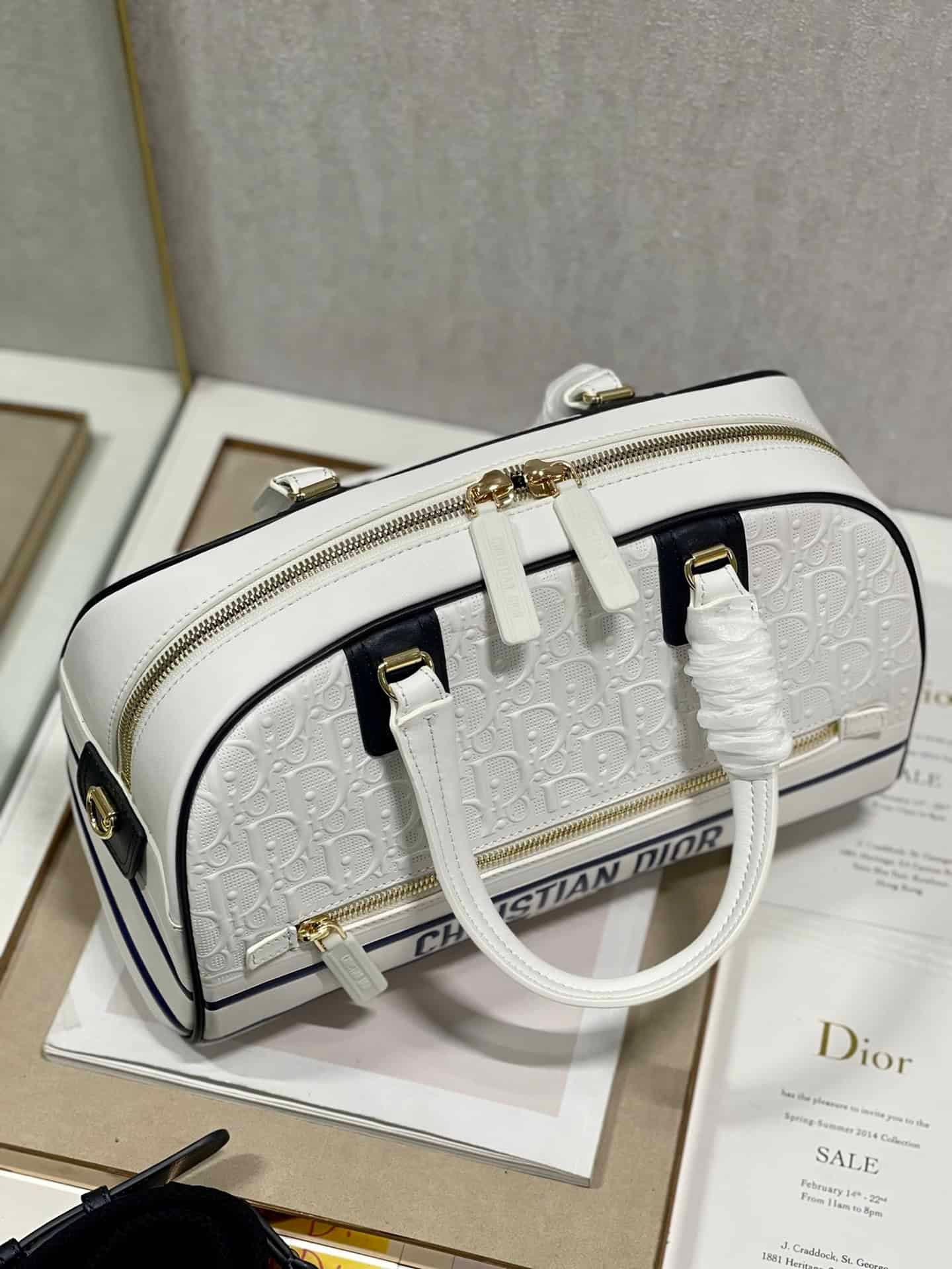 Dior Christian Paris Medium Zipper Handbag - White 64368 | Sandra Bags - Image 4