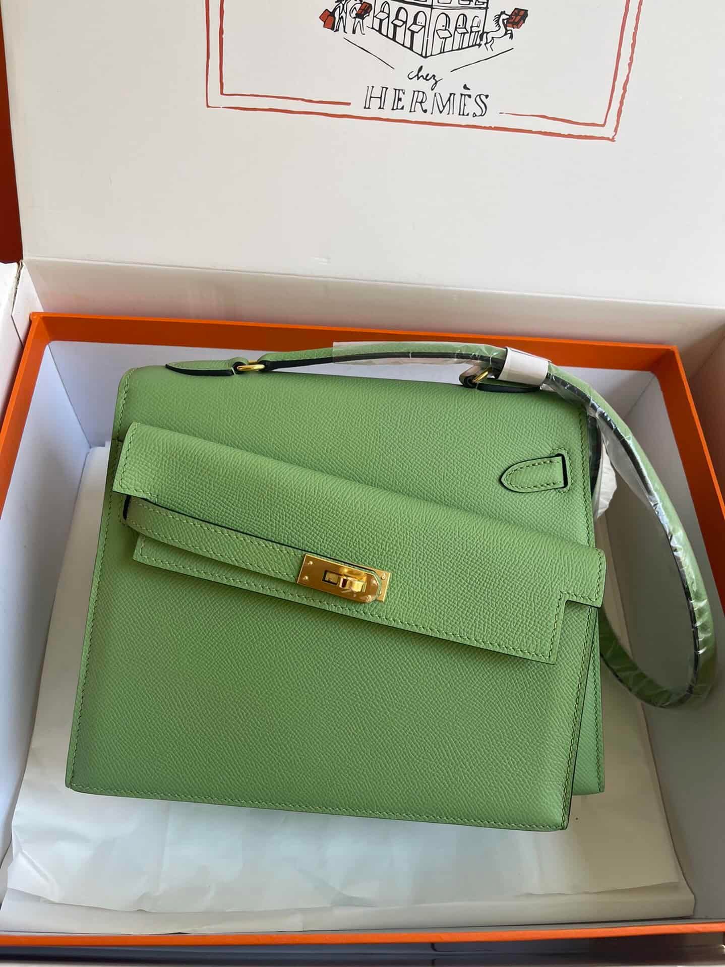 Hermes Kelly Pochette Handbag - Oil Fruit Green 51112 | Sandra Bags - Image 5