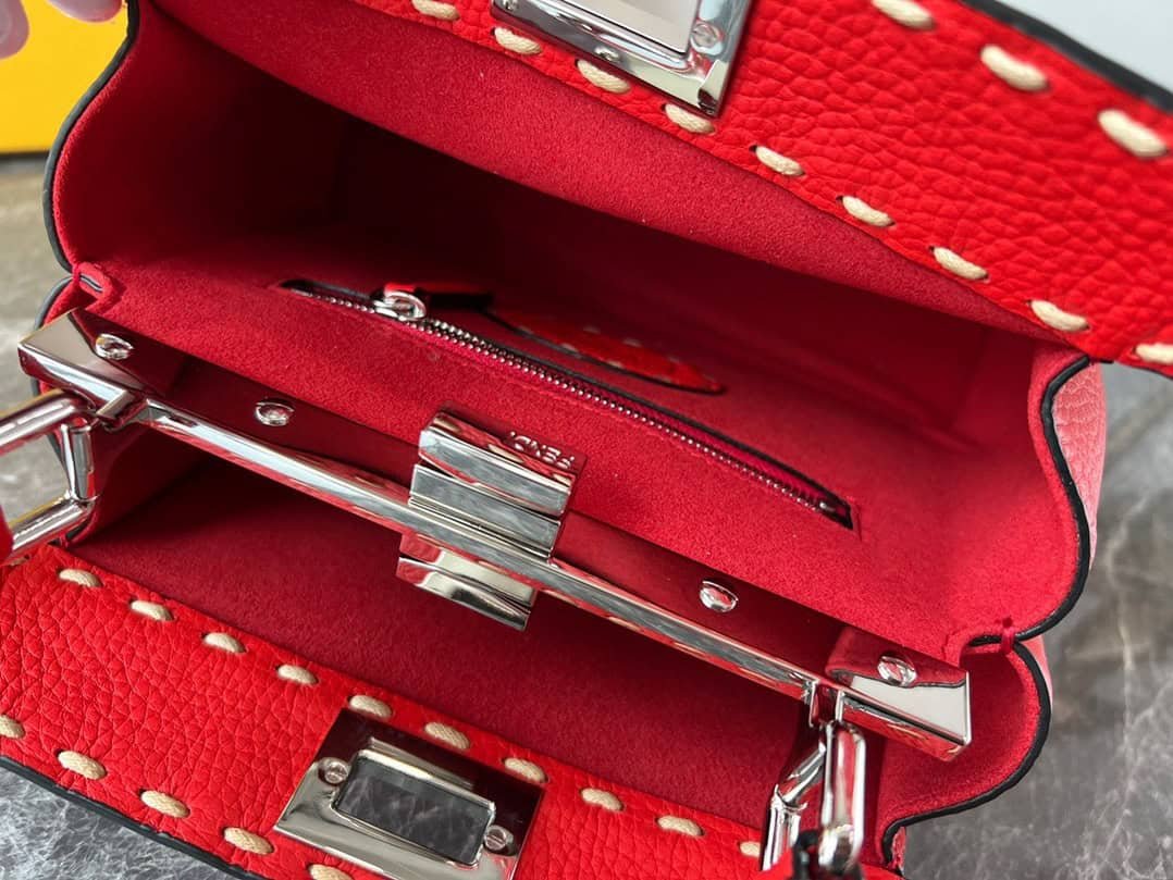 Fendi Iconic Peekaboo Handbag - Red 65722 | Sandra Bags - Image 3