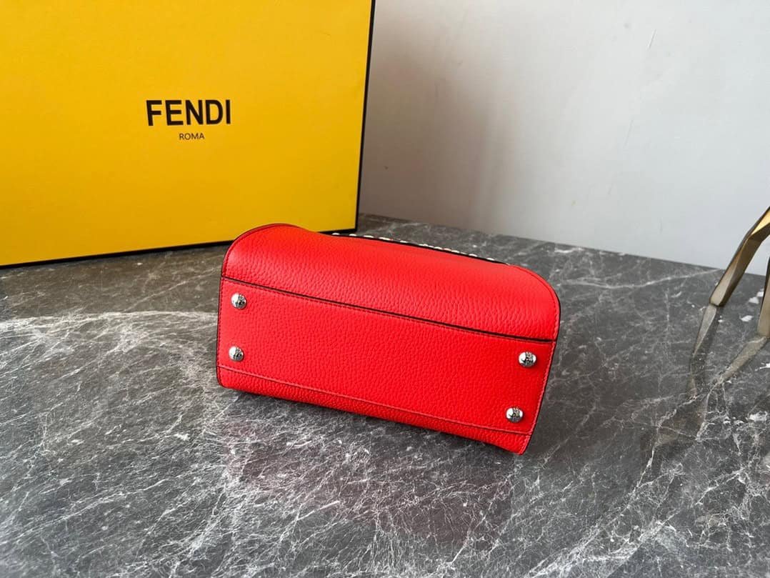 Fendi Iconic Peekaboo Handbag - Red 65722 | Sandra Bags - Image 2