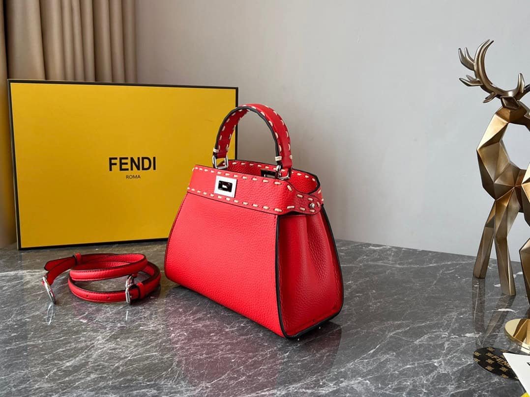 Fendi Iconic Peekaboo Handbag - Red 65722 | Sandra Bags - Image 5