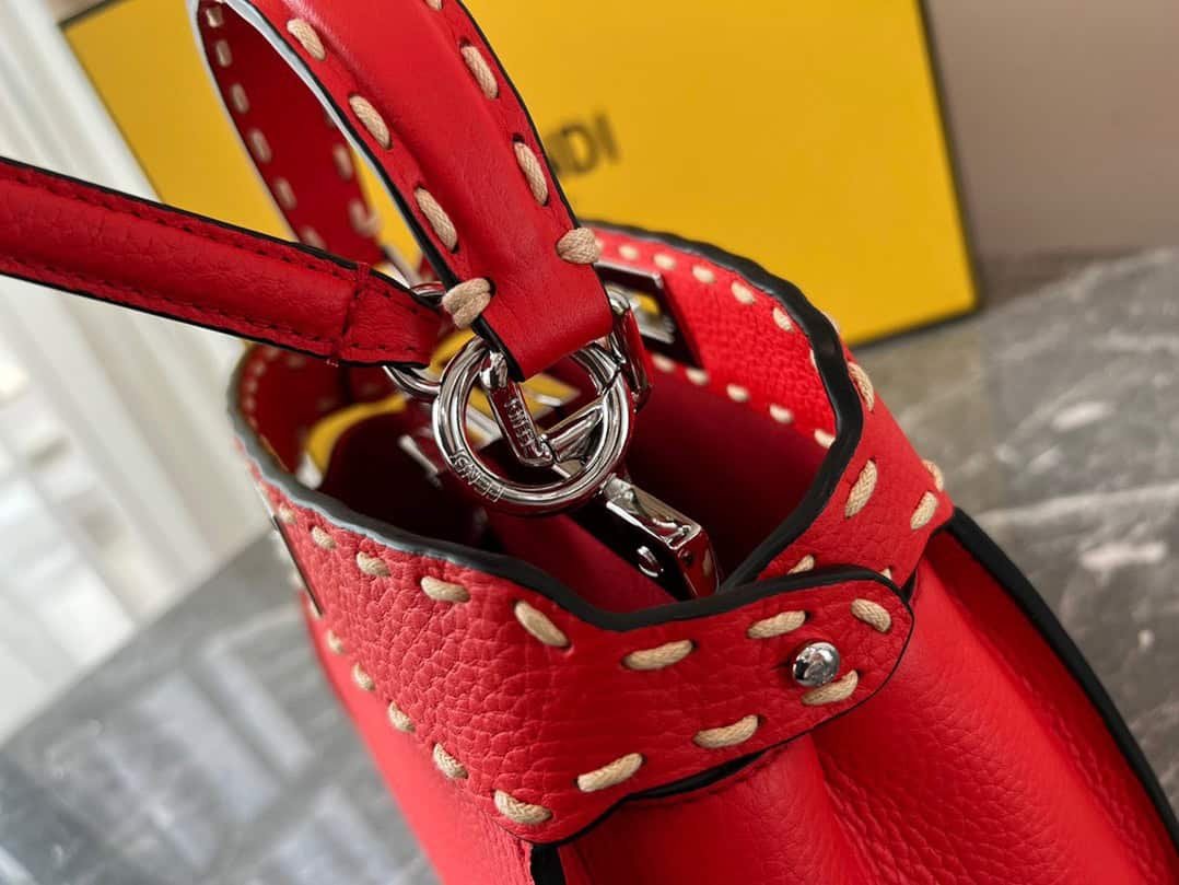 Fendi Iconic Peekaboo Handbag - Red 65722 | Sandra Bags - Image 4