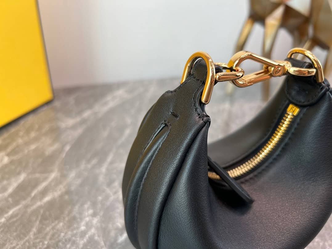 Fendi Praphy Underarm Mini Bag - Black 24949 | Sandra Bags - Image 3