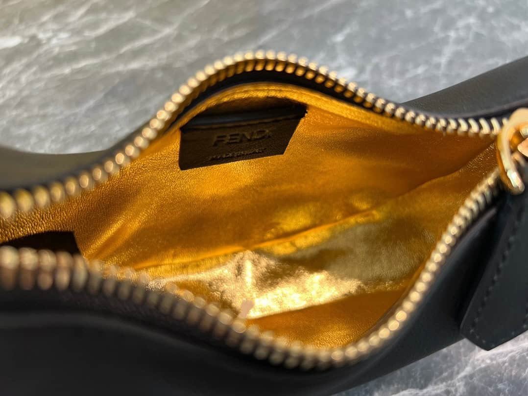 Fendi Praphy Underarm Mini Bag - Black 24949 | Sandra Bags - Image 5