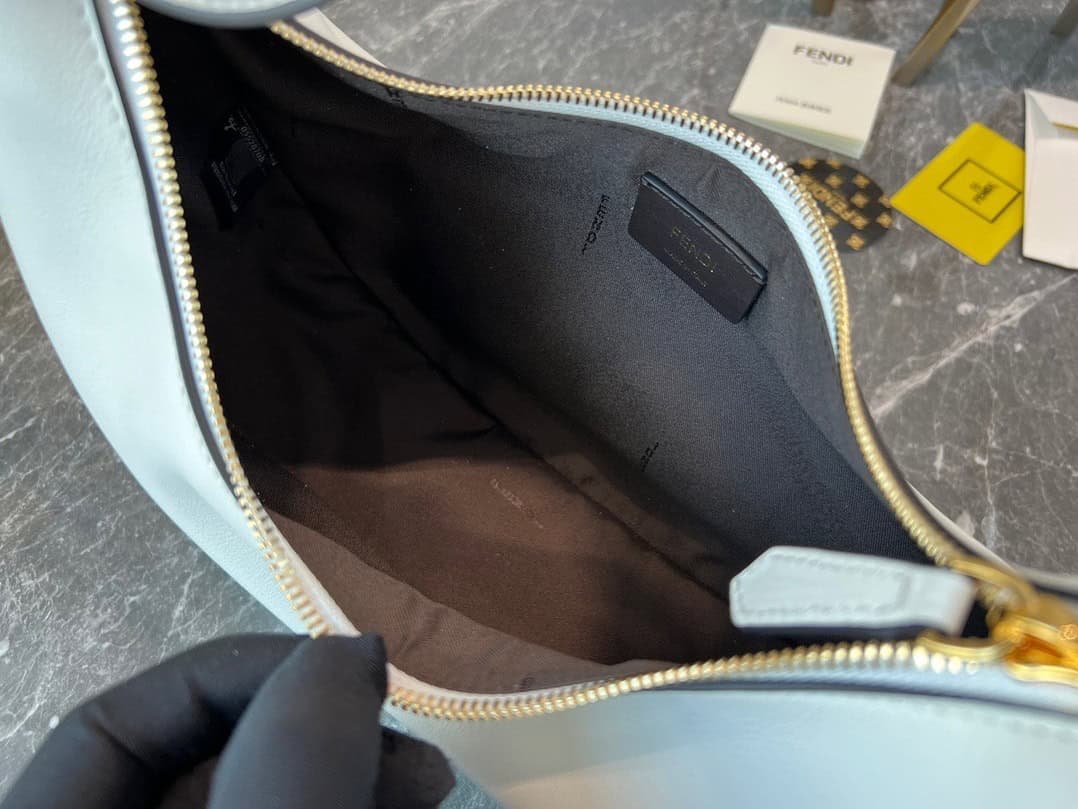 Fendi Praphy Underarm Small Bag - White 28072 | Sandra Bags - Image 3