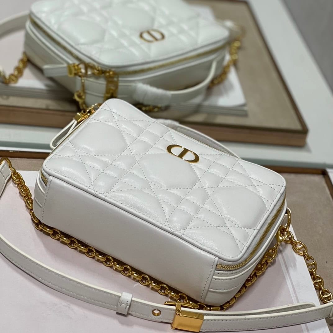 Dior Caro Box Chain Handbag - White 42024 | Sandra Bags - Image 3