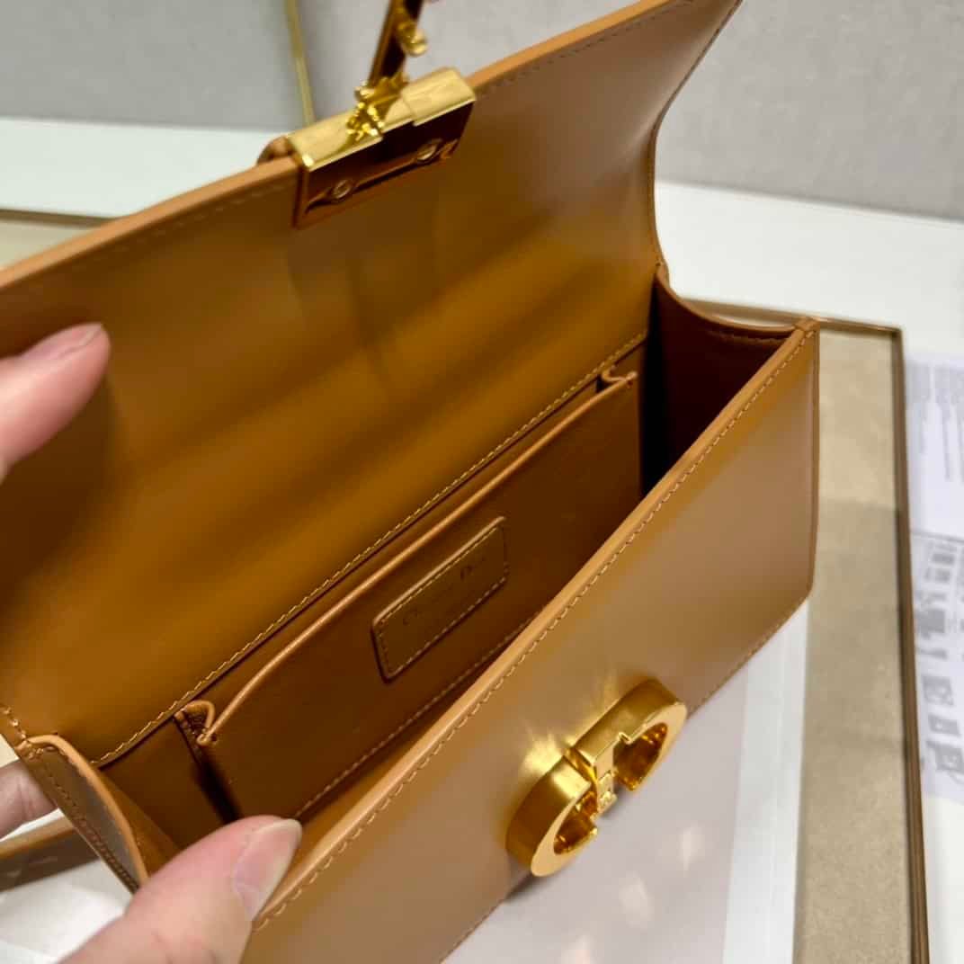 Dior 30 Montaigne East-West Chain Handbag - Brown 10974 | Sandra Bags - Image 2