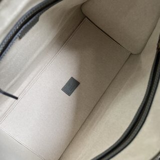 Gucci Bauletto Medium Top Handle Bag - Gray 61878 | Sandra Bags - Image 5