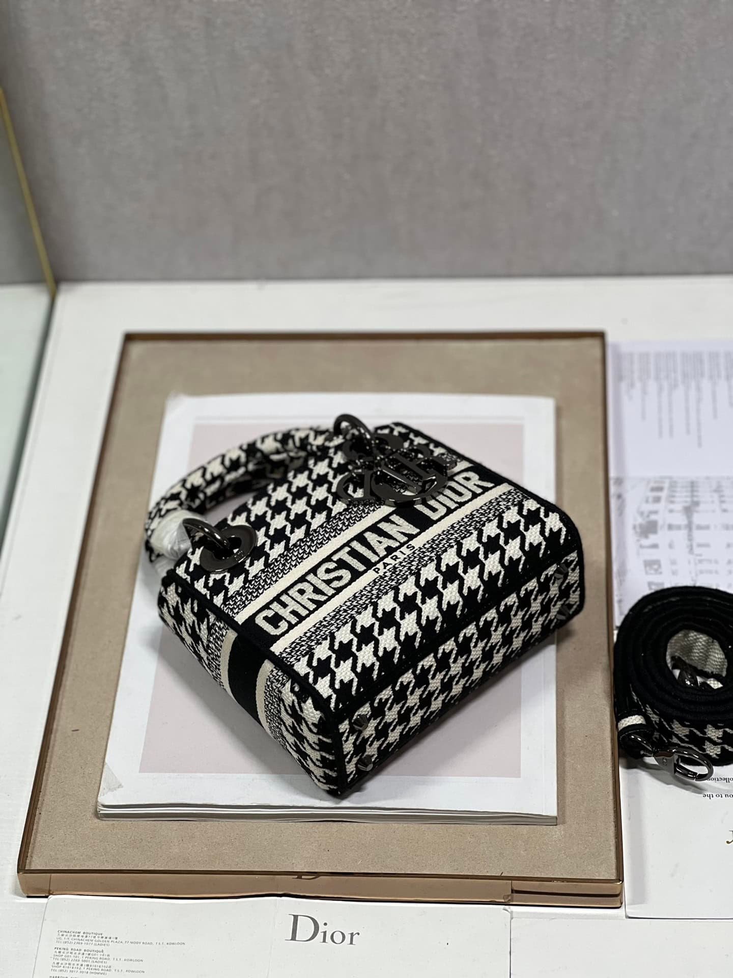Dior Lᴀᴅʏ Embroidered Diana Bag - Houndstooth 24588 | Sandra Bags - Image 4