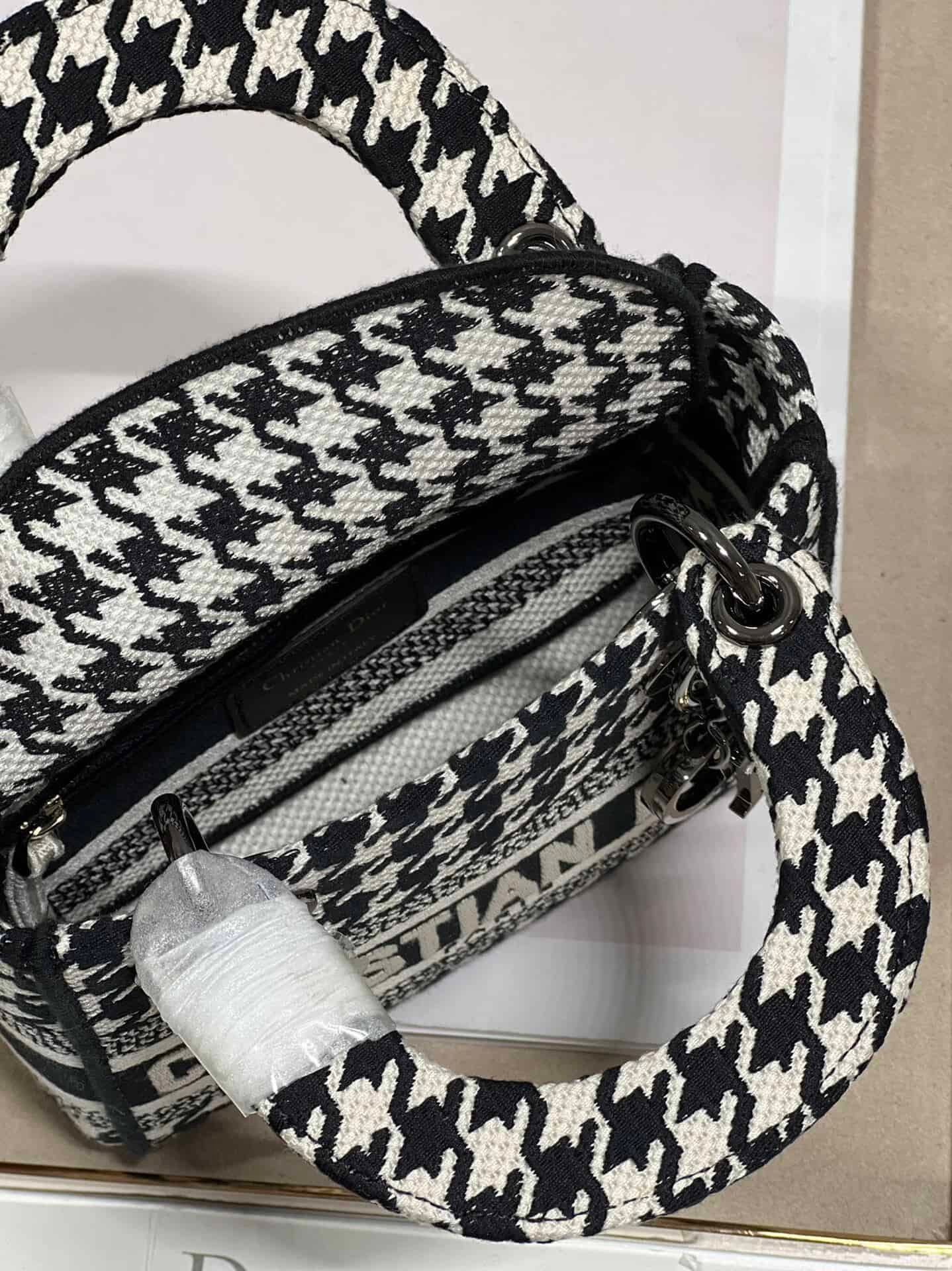 Dior Lᴀᴅʏ Embroidered Diana Bag - Houndstooth 24588 | Sandra Bags - Image 2
