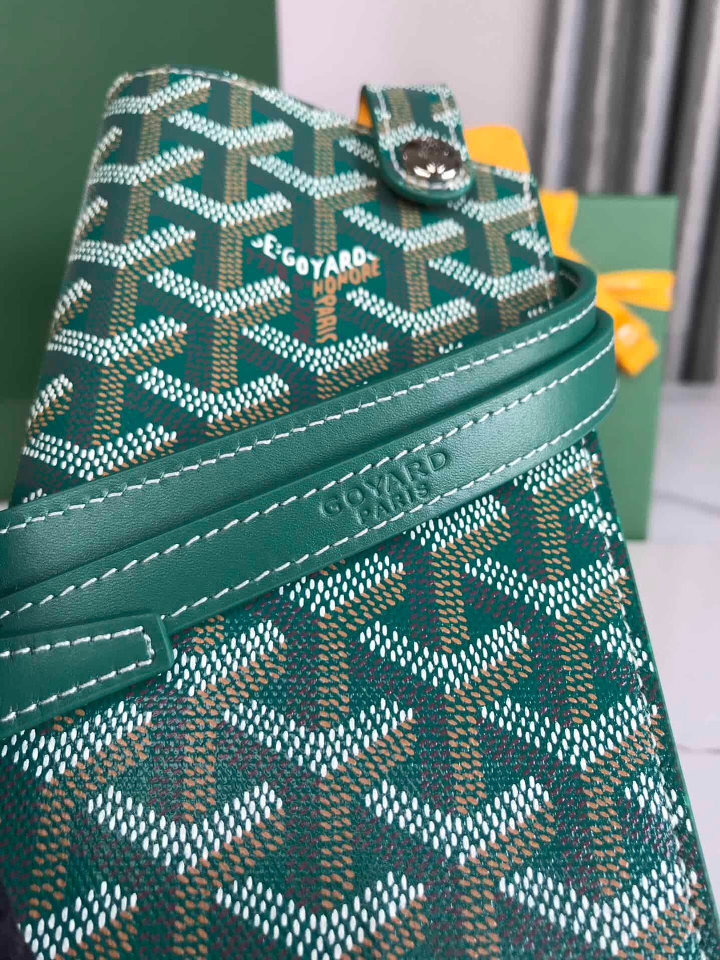 Goyard MontMartre GM Wallet - Green 86239 | Sandra Bags - Image 3