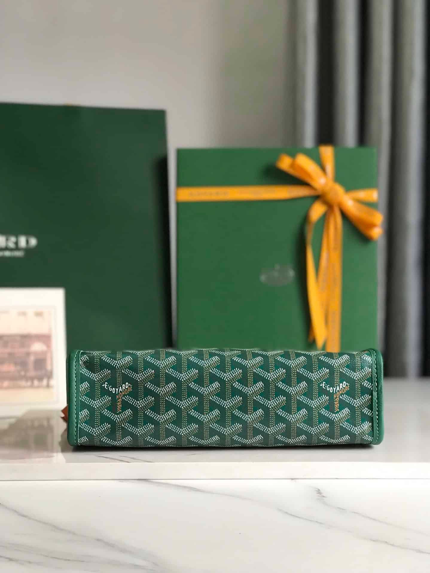 Goyard Jouvence Toiletry Bag - Green 10598 | Sandra Bags - Image 4