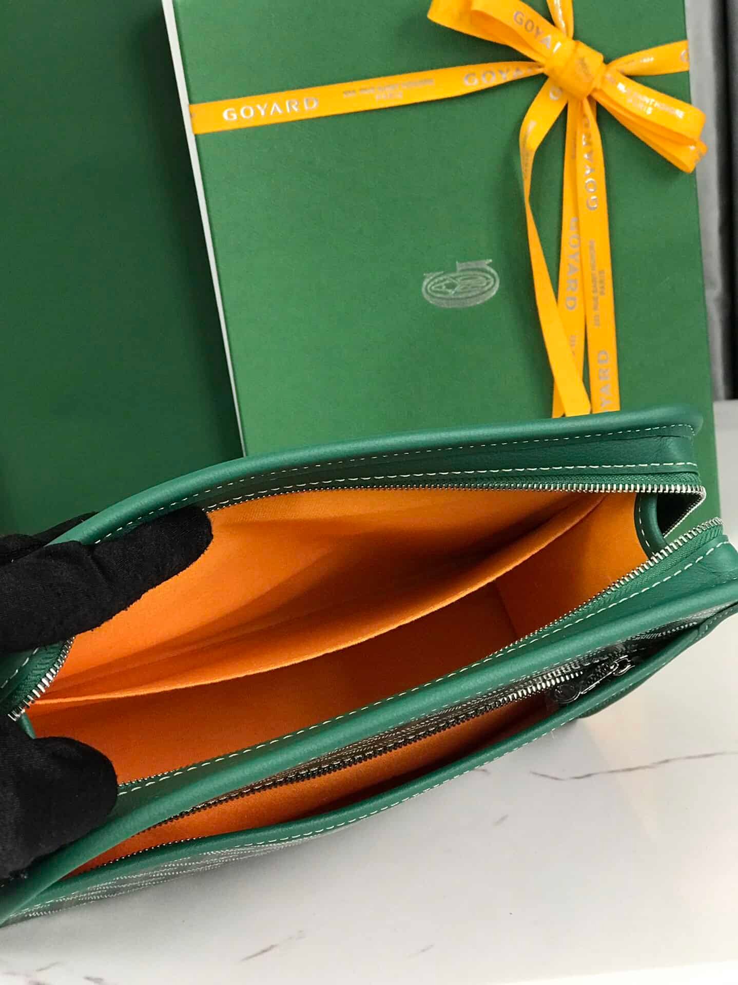 Goyard Jouvence Toiletry Bag - Green 10598 | Sandra Bags - Image 3