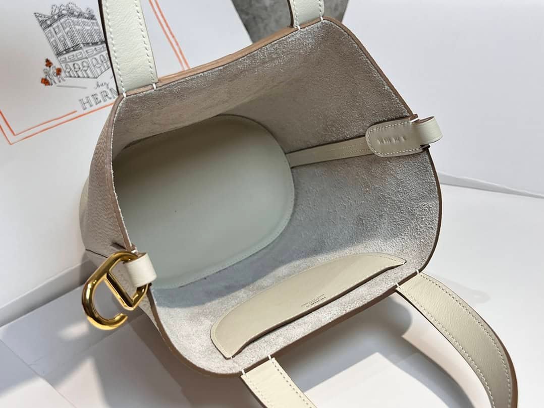 Hermes Pig Nose Vegetable Basket Bag - Milkshake Platinum Buckle 83777 | Sandra Bags - Image 3
