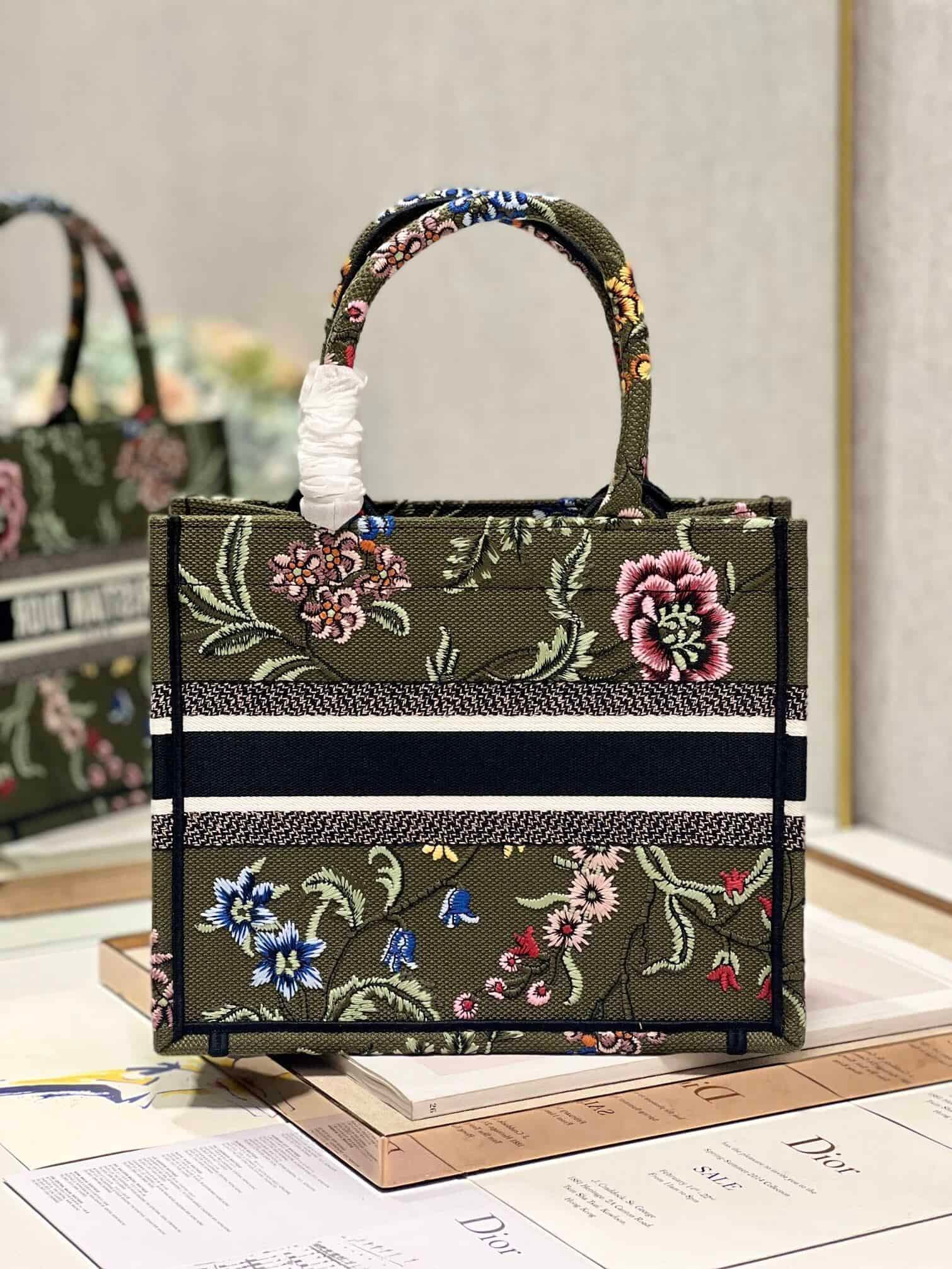 Dior Mini Book Tote Shopping Bag - Green 21999 | Sandra Bags - Image 4