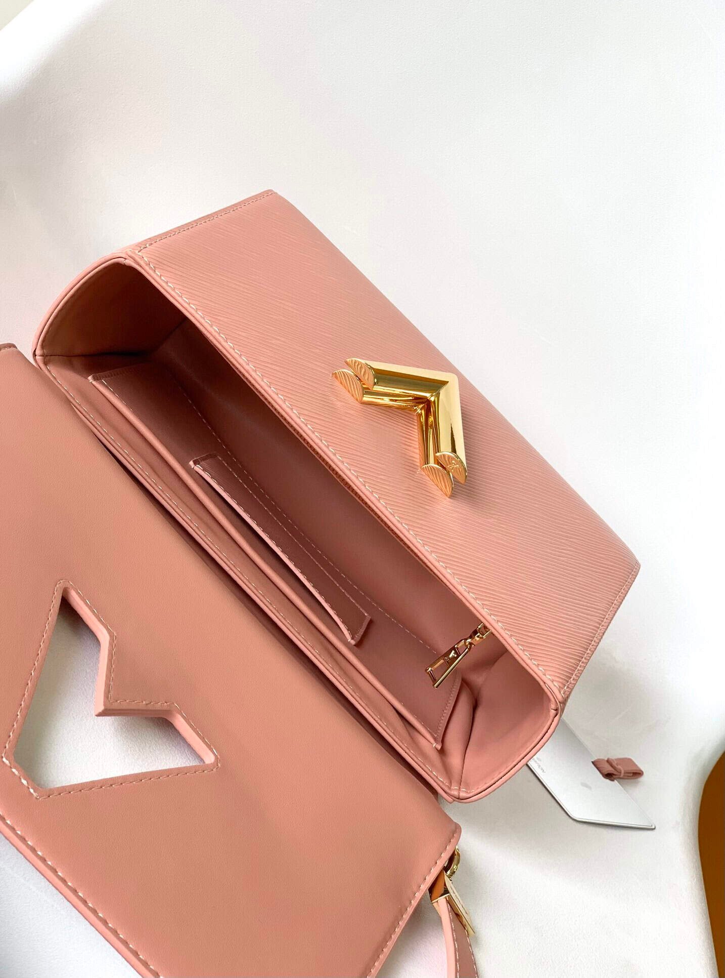 Louis Vuitton Twist Medium Handbag – Pink 53197 | Sandra Bags - Image 3
