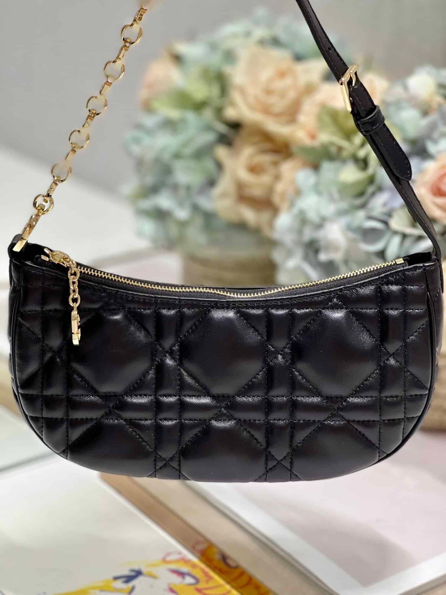 Dior CD LOUNGE Moon Handbag - Black 20229 | Sandra Bags - Image 4