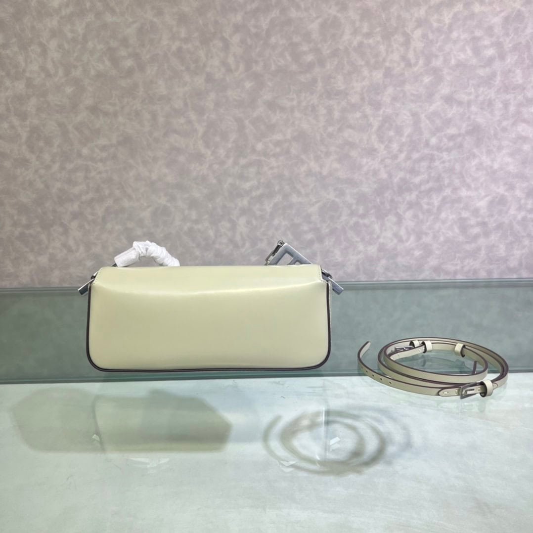 Fendi First Sight Handbag - White 32475 | Sandra Bags - Image 5