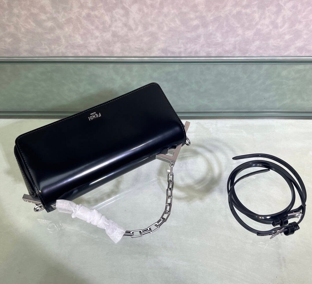 Fendi First Sight Handbag - Black 41089 | Sandra Bags - Image 4