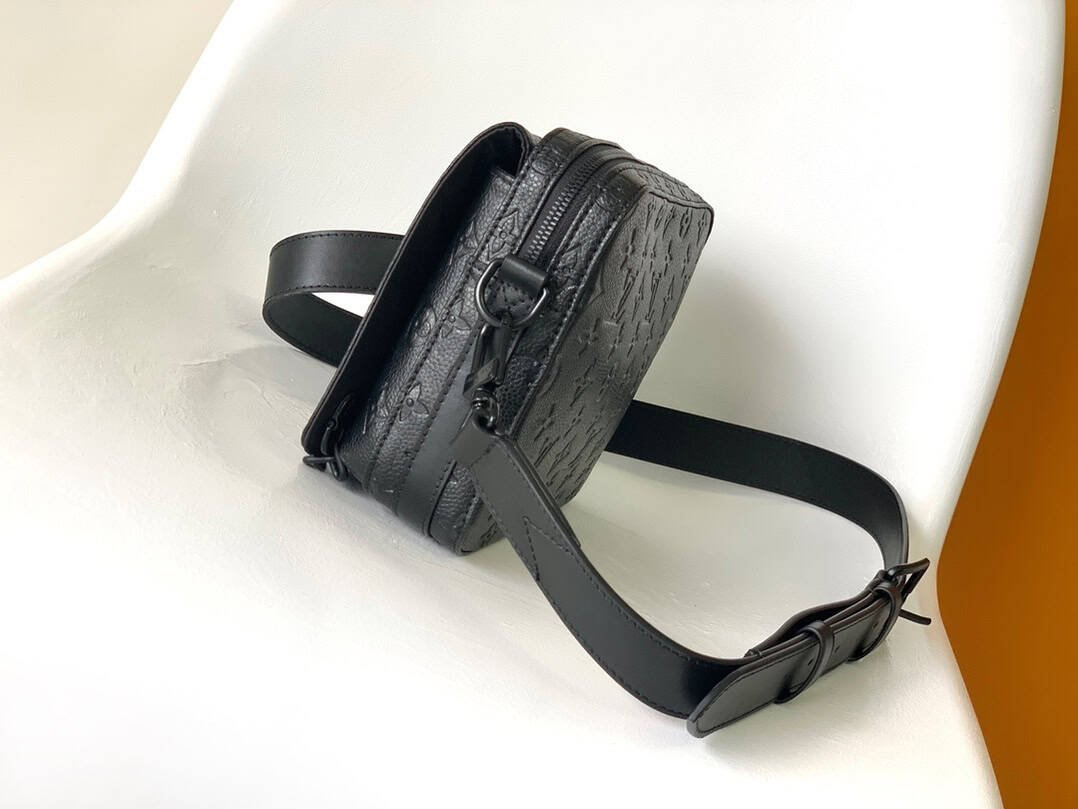 Louis Vuitton Steamer Messenger Bag - Black 76826 | Sandra Bags - Image 3