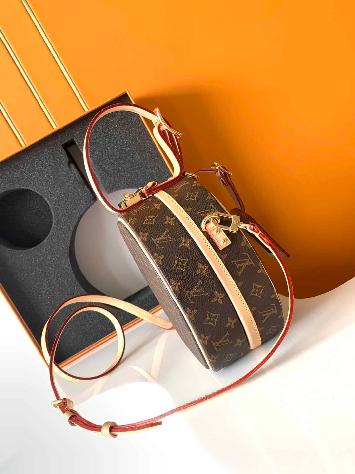 Louis Vuitton Monogram Carry-On Medium Pouch Hat Box 41034 | Sandra Bags - Image 5