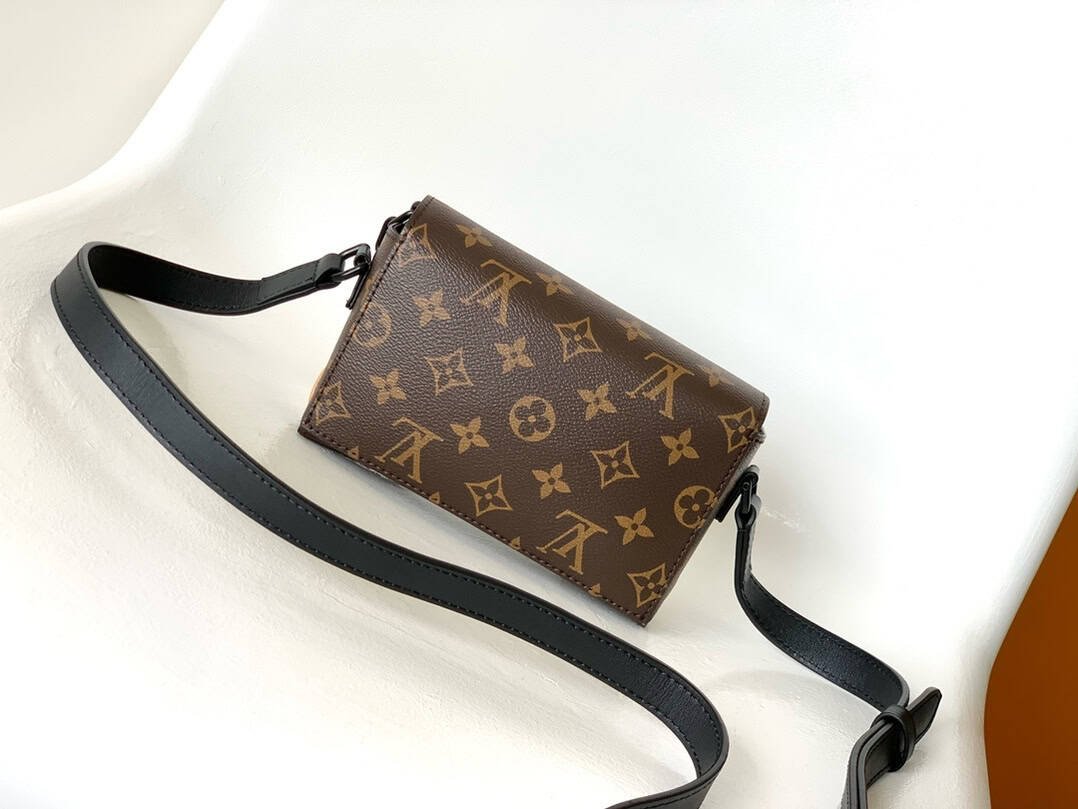 Louis Vuitton Steamer Mini Handbag 63346 | Sandra Bags - Image 4
