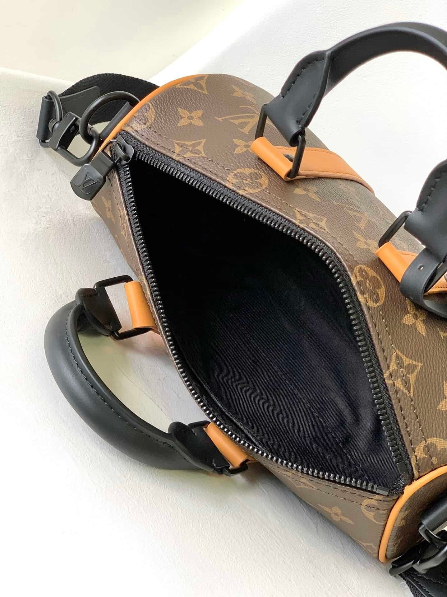 Louis Vuitton Small Keepall 25 Pillow Speedy Bag 94172 | Sandra Bags - Image 3