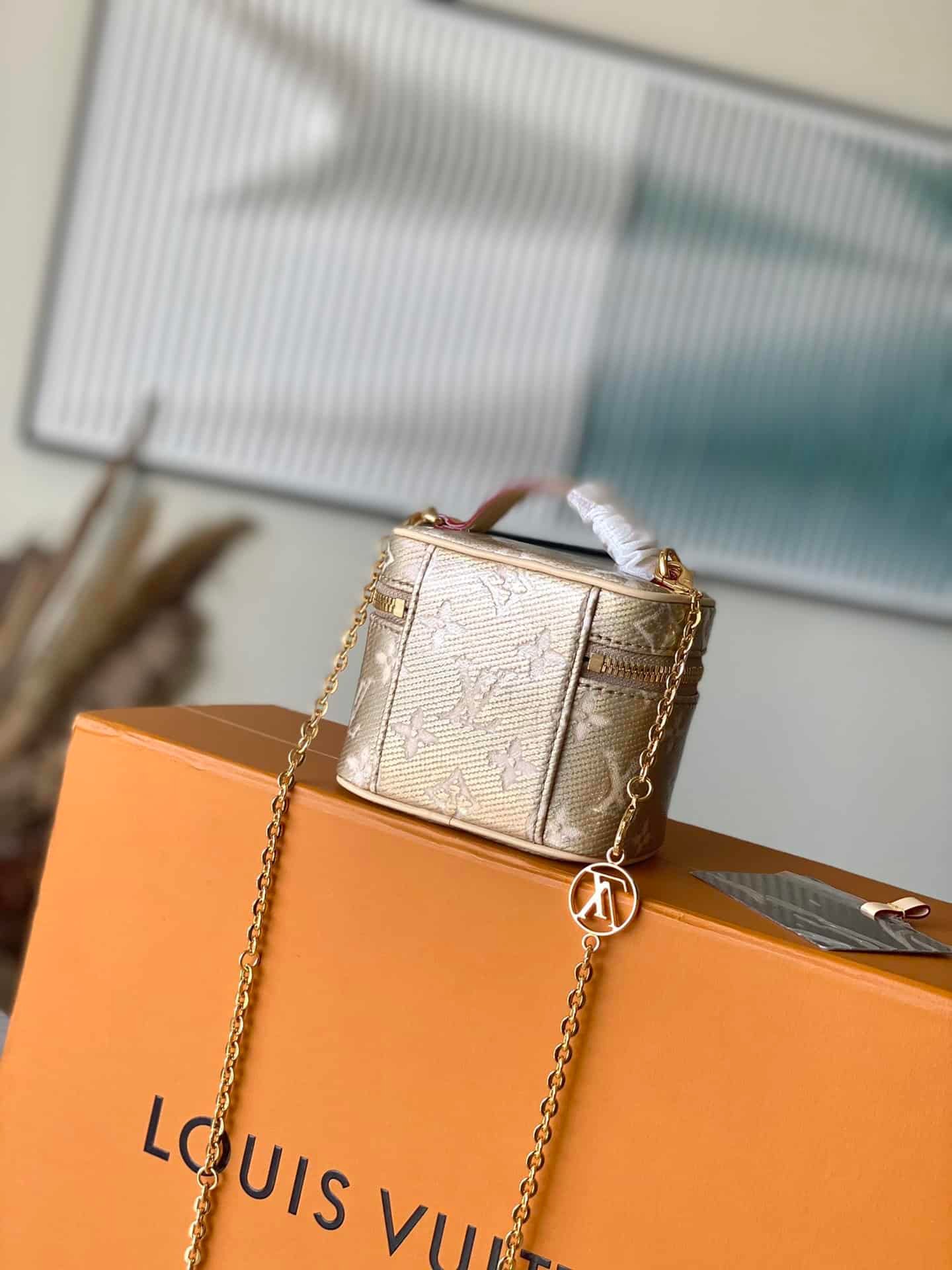 Louis Vuitton Micro Vanity Handbag - Gold 93208 | Sandra Bags - Image 4