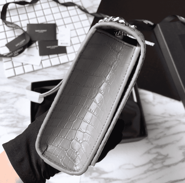 YSL Yves Saint Laurent Small Crocodile Pattern Tassel Bag - Gray 28197 | Sandra Bags - Image 5