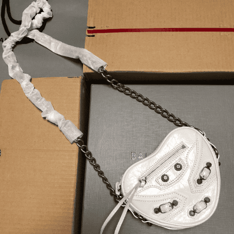 Balenciaga New Le Cagole Heart Bag - White 14729 | Sandra Bags