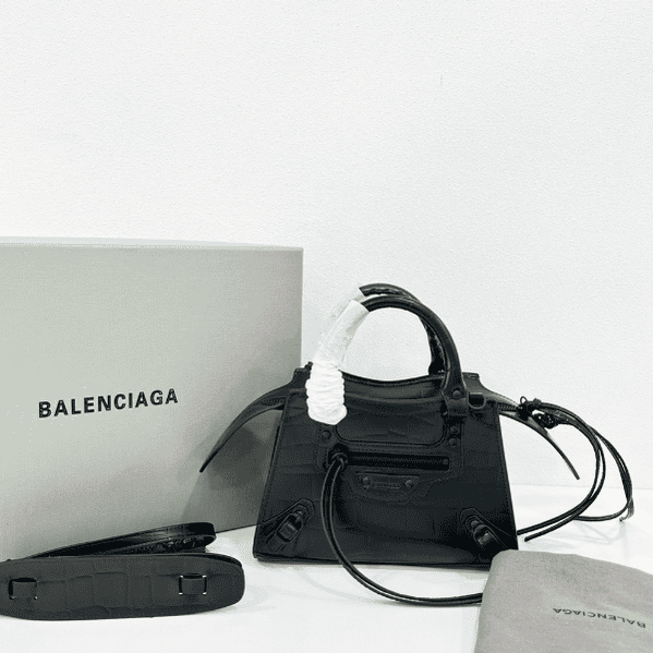 Balenciaga Neo Classic Mini Crocodile Handbag - Black 70075 | Sandra Bags