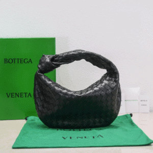 Bottega Veneta Women's Medium Jodie Handbag - Black 91974 | Sandra Bags