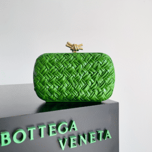 Bottega Veneta Knot Classic Dinner Clutch - Green 36533 | Sandra Bags