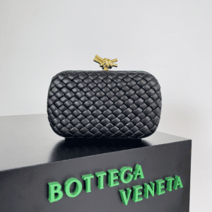 Bottega Veneta Knot Classic Dinner Clutch - Black 92757 | Sandra Bags