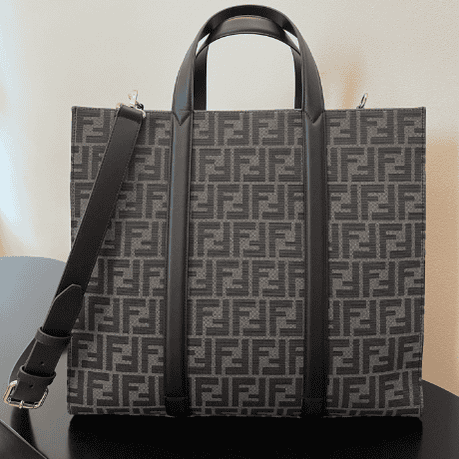 Fendi Men's Presbyopia Tote Bag - Black 58669 | Sandra Bags