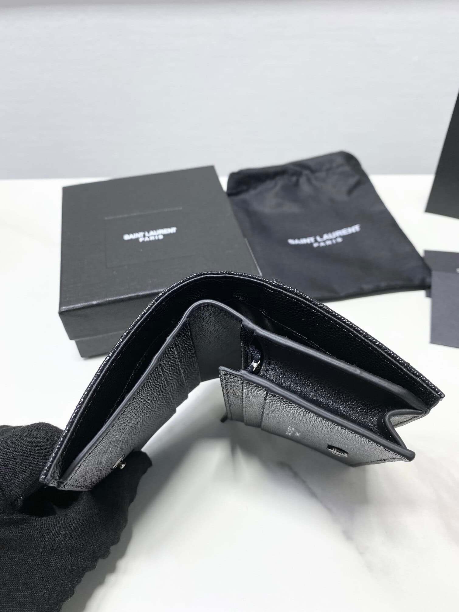 YSL Caviar Cowhide Y Shaped Wallet - Black 35567 | Sandra Bags - Image 2