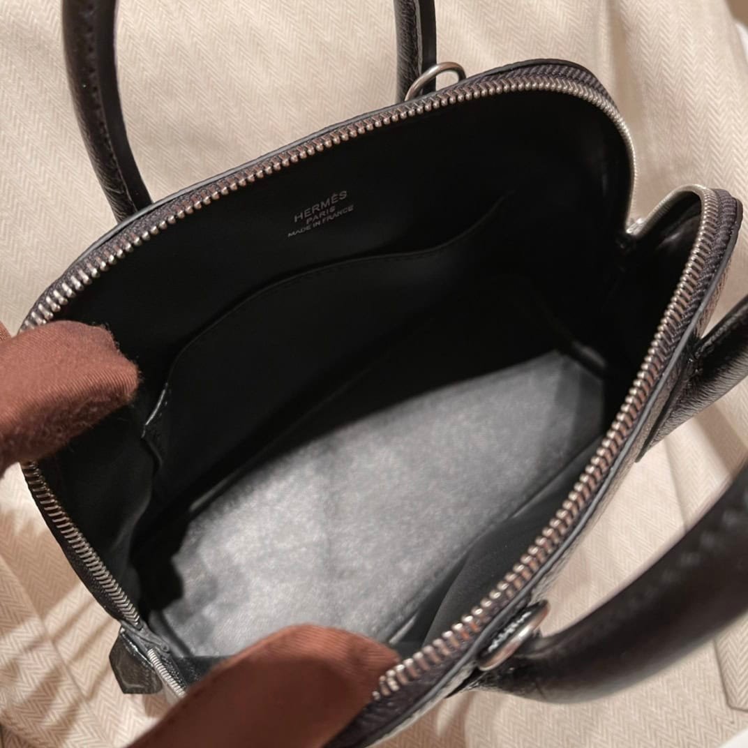 Hermes Mini Bolide Cute Little Shell Bag - Black Noir 16536 | Sandra Bags - Image 2