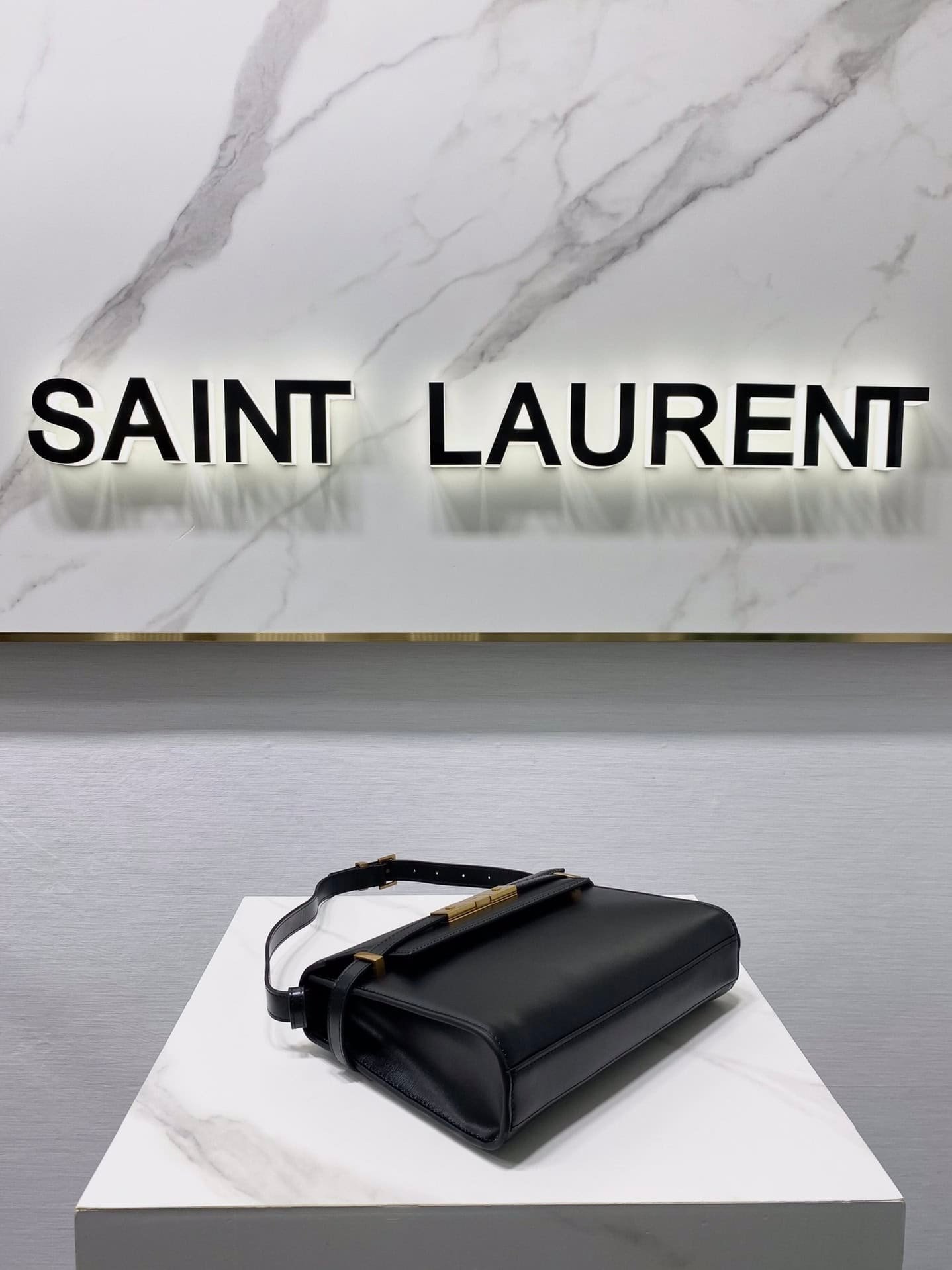 YSL Women Manhattan Baguette Box Small Leather Bag - Black 93143 | Sandra Bags - Image 4
