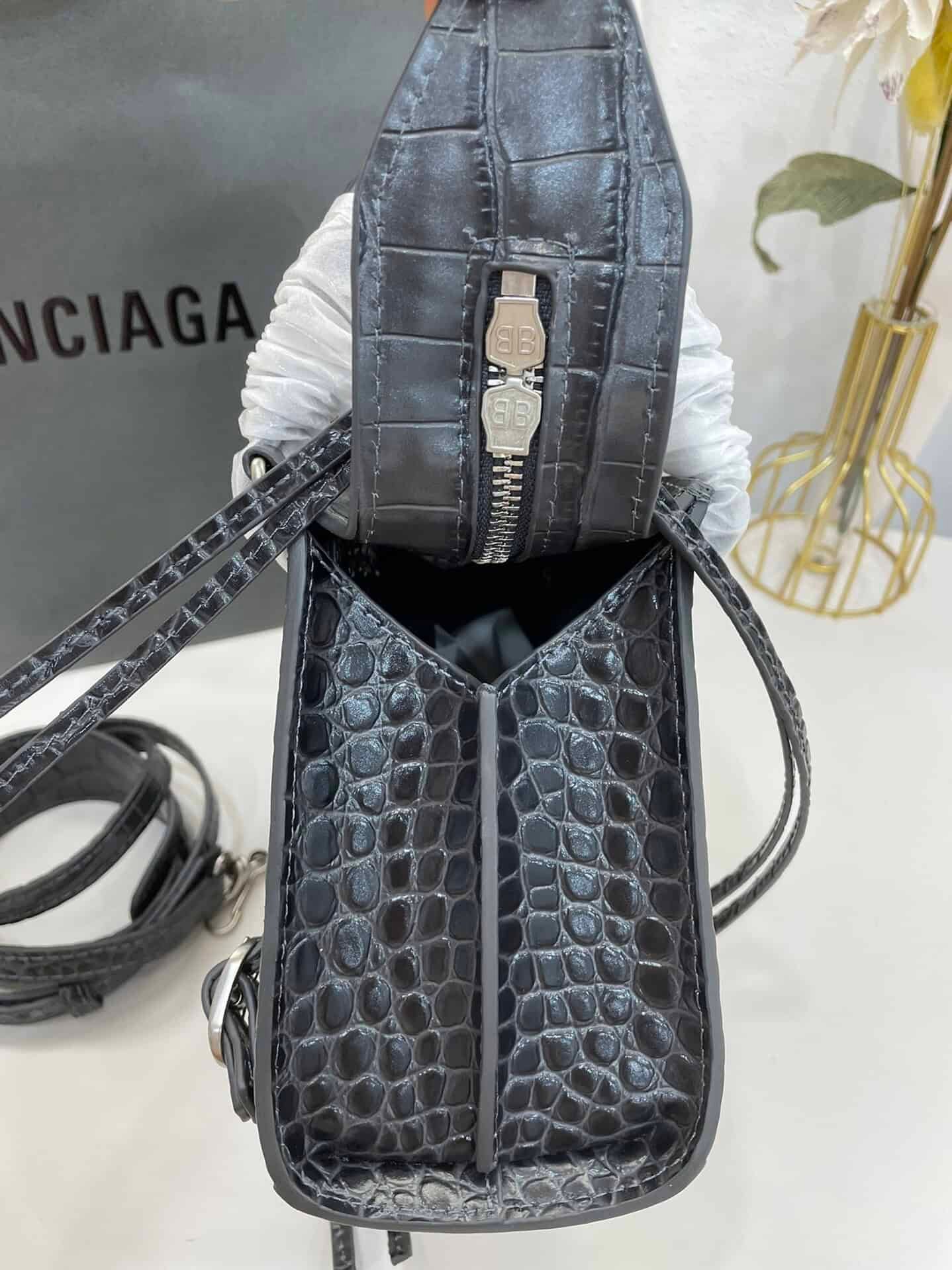 Balenciaga Neo Classic Mini Crocodile Handbag - Gray 76405 | Sandra Bags - Image 2
